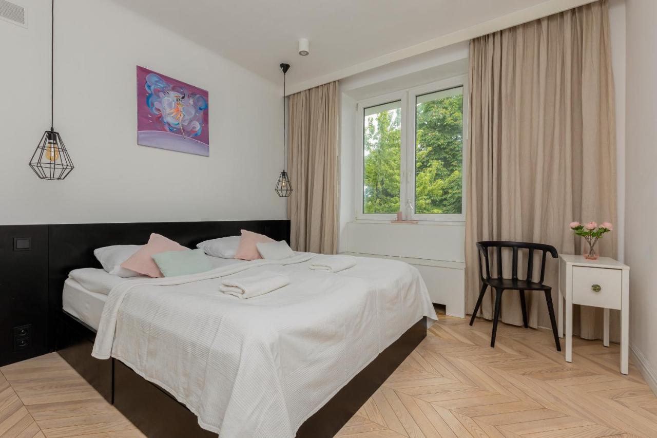 Trendy Apartment Marszalkowska With City View Near Ogrod Saski By Noclegi Renters Varşovia Exterior foto